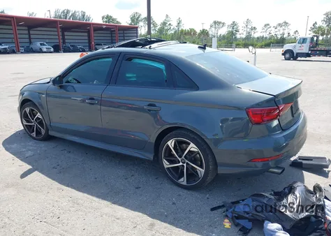 2020 Audi A3 Premium 45 Tfsi S Line Quattro S Tronic z USA, uszkodzony, nr VIN WAUBEGFF4LA000397